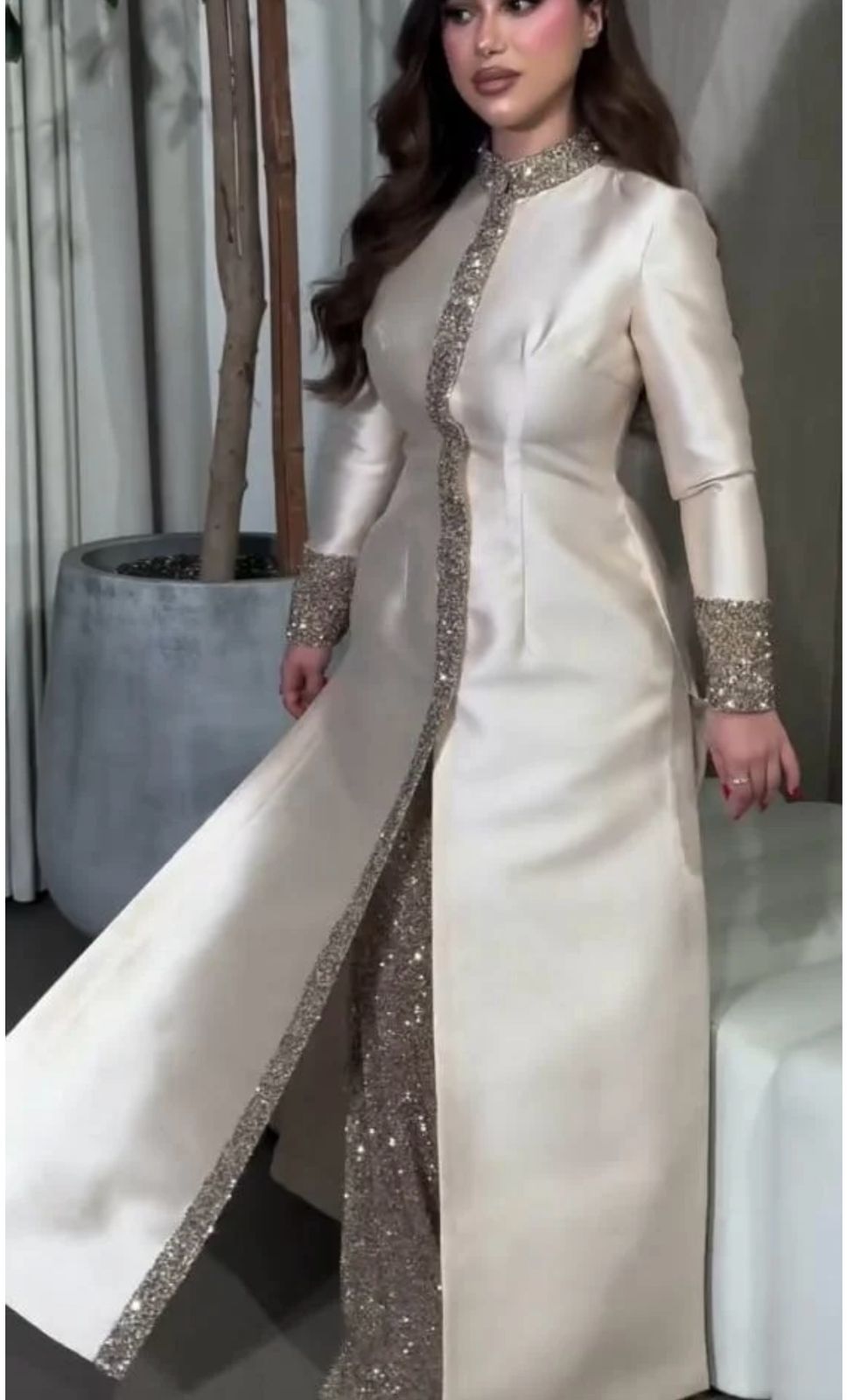 Elegant Royal Glamour Gown