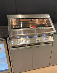 Beefeater 7000 Premium 4 burner built In BBQ, stainless steel. (BBF7645SAE  BeefEater